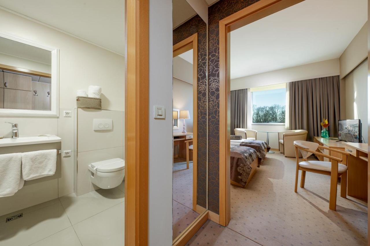Hotel Zovko Zagreb Sesvete Dış mekan fotoğraf