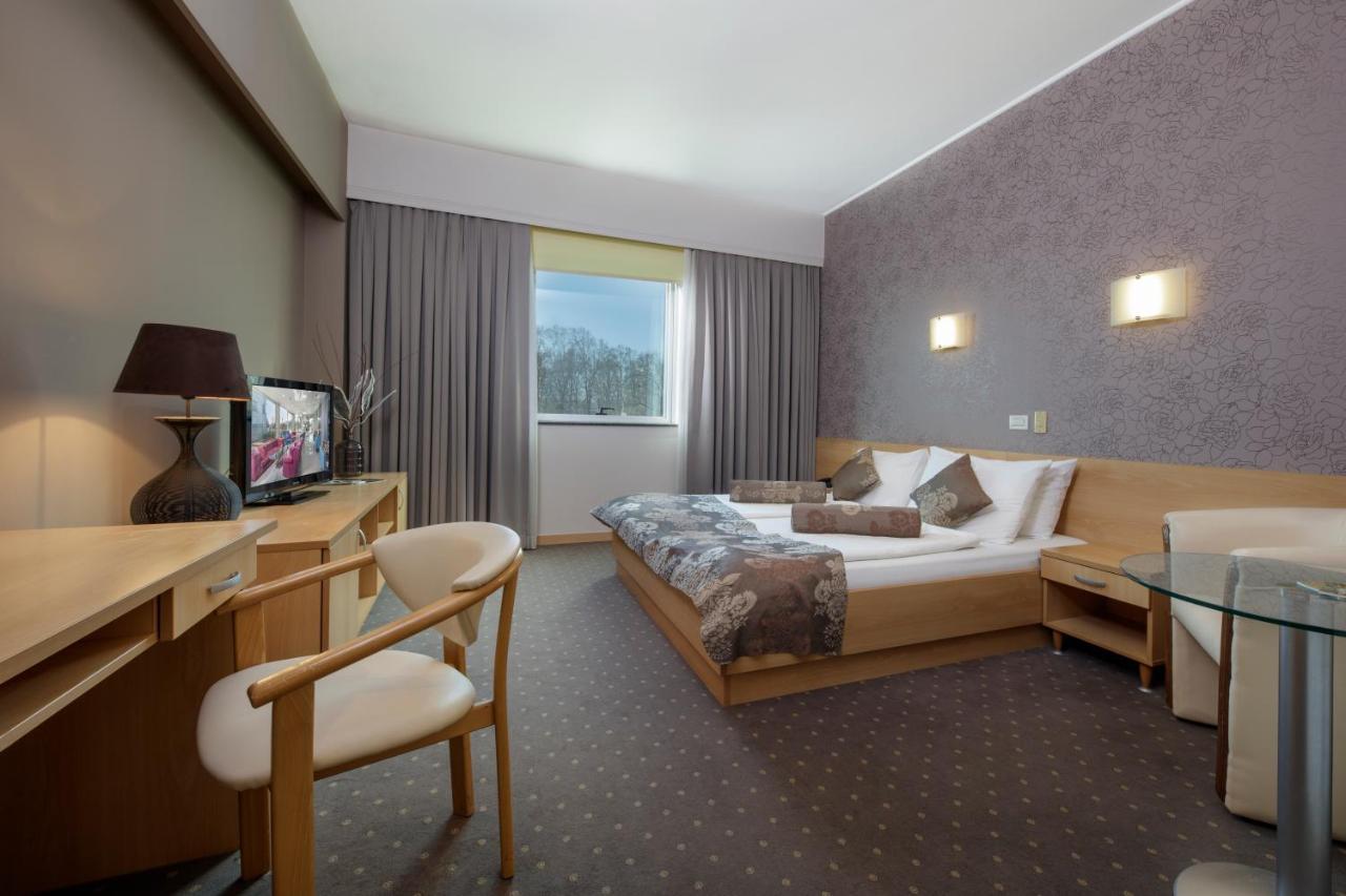 Hotel Zovko Zagreb Sesvete Dış mekan fotoğraf