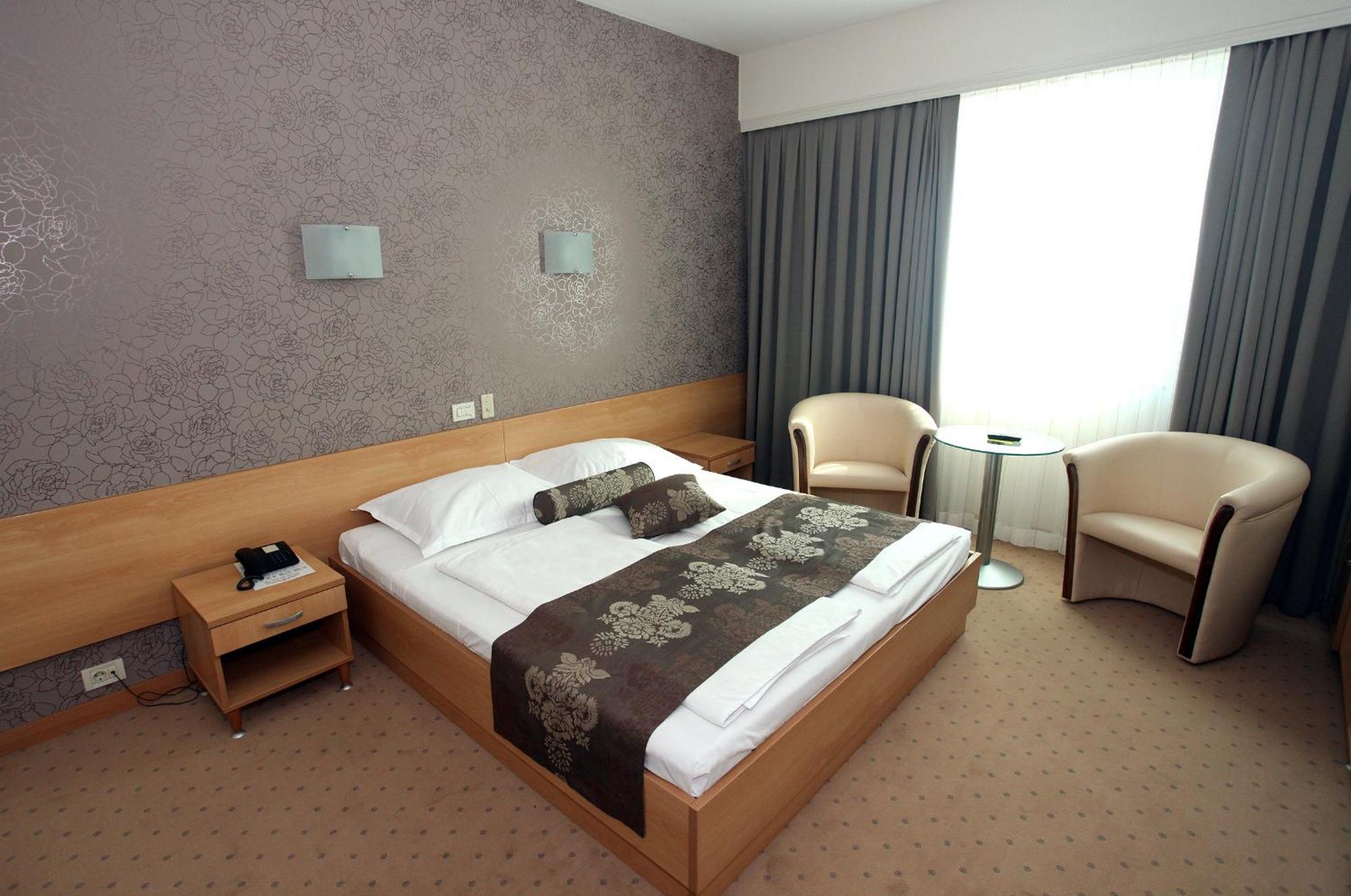 Hotel Zovko Zagreb Sesvete Dış mekan fotoğraf
