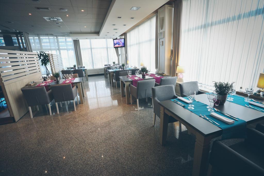 Hotel Zovko Zagreb Sesvete Dış mekan fotoğraf