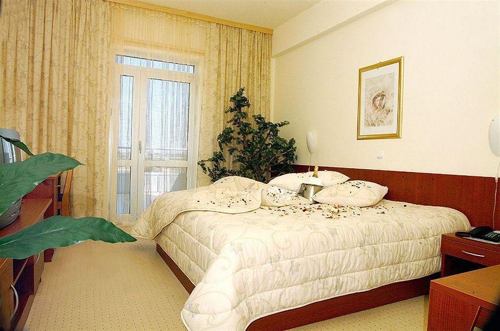 Hotel Zovko Zagreb Sesvete Dış mekan fotoğraf